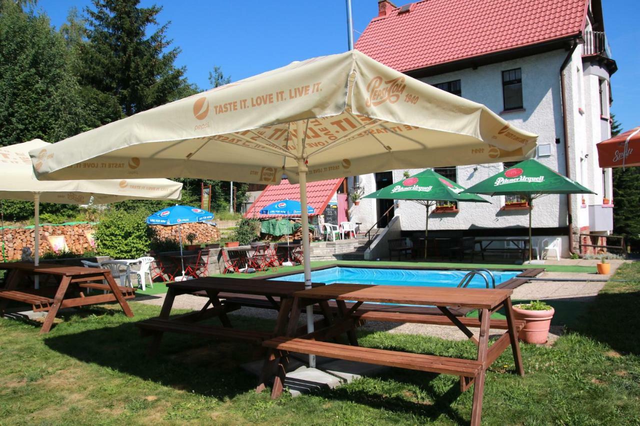 Penzion Paseky U Zapadlych Vlastencu المظهر الخارجي الصورة